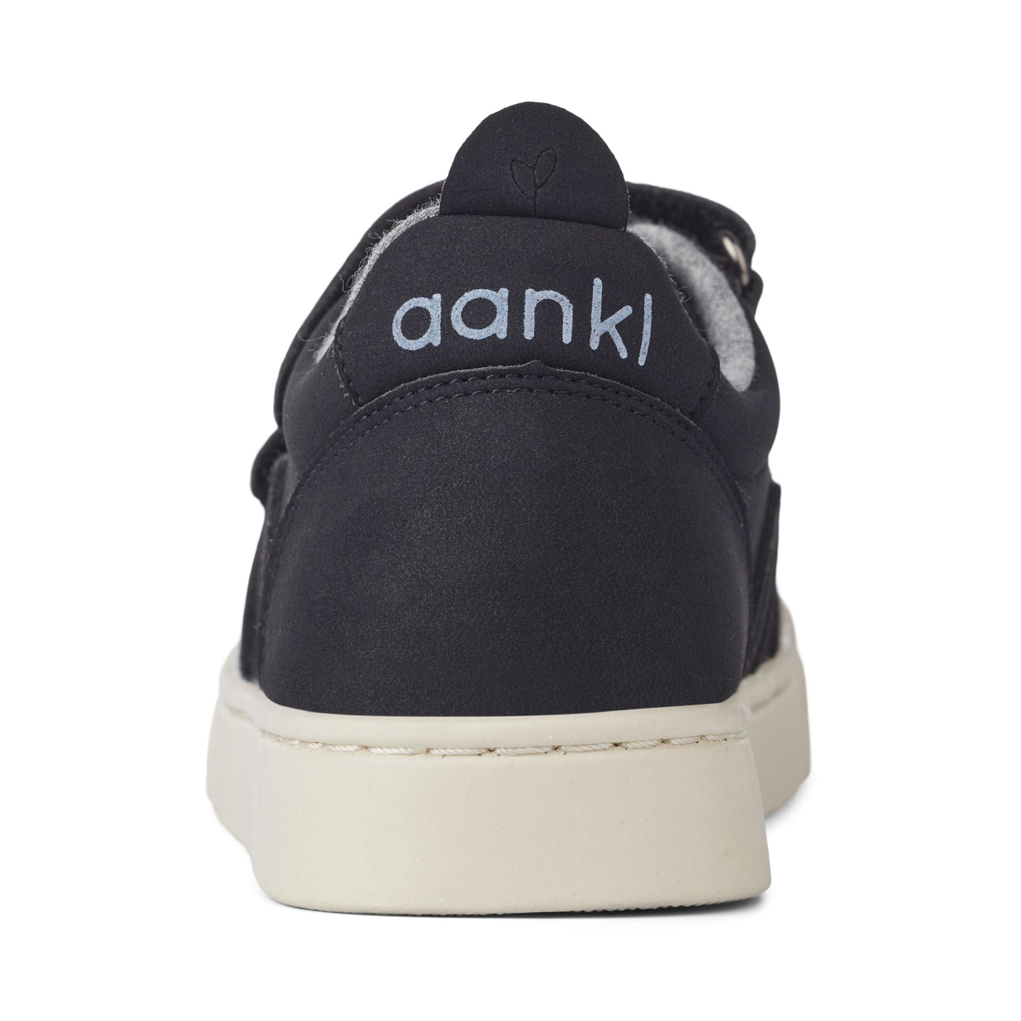 #farve_natural black